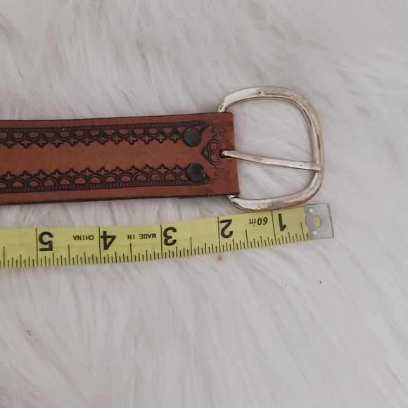 Vintage Brown Leather Embossed Boho Western Belt - Picture 2 of 10